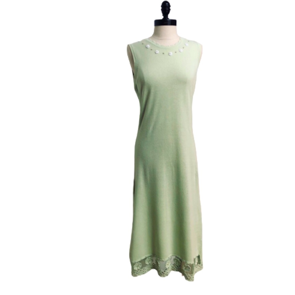 Storybook Knits-Vintage sleeveless midi dress.